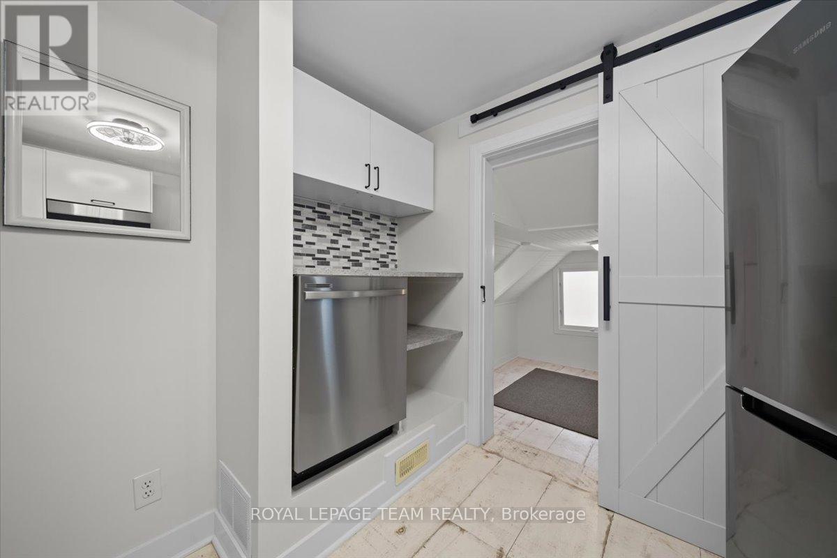 2 - 135 Upper Lorne Place, Ottawa, Ontario  K1R 7G8 - Photo 11 - X13112526