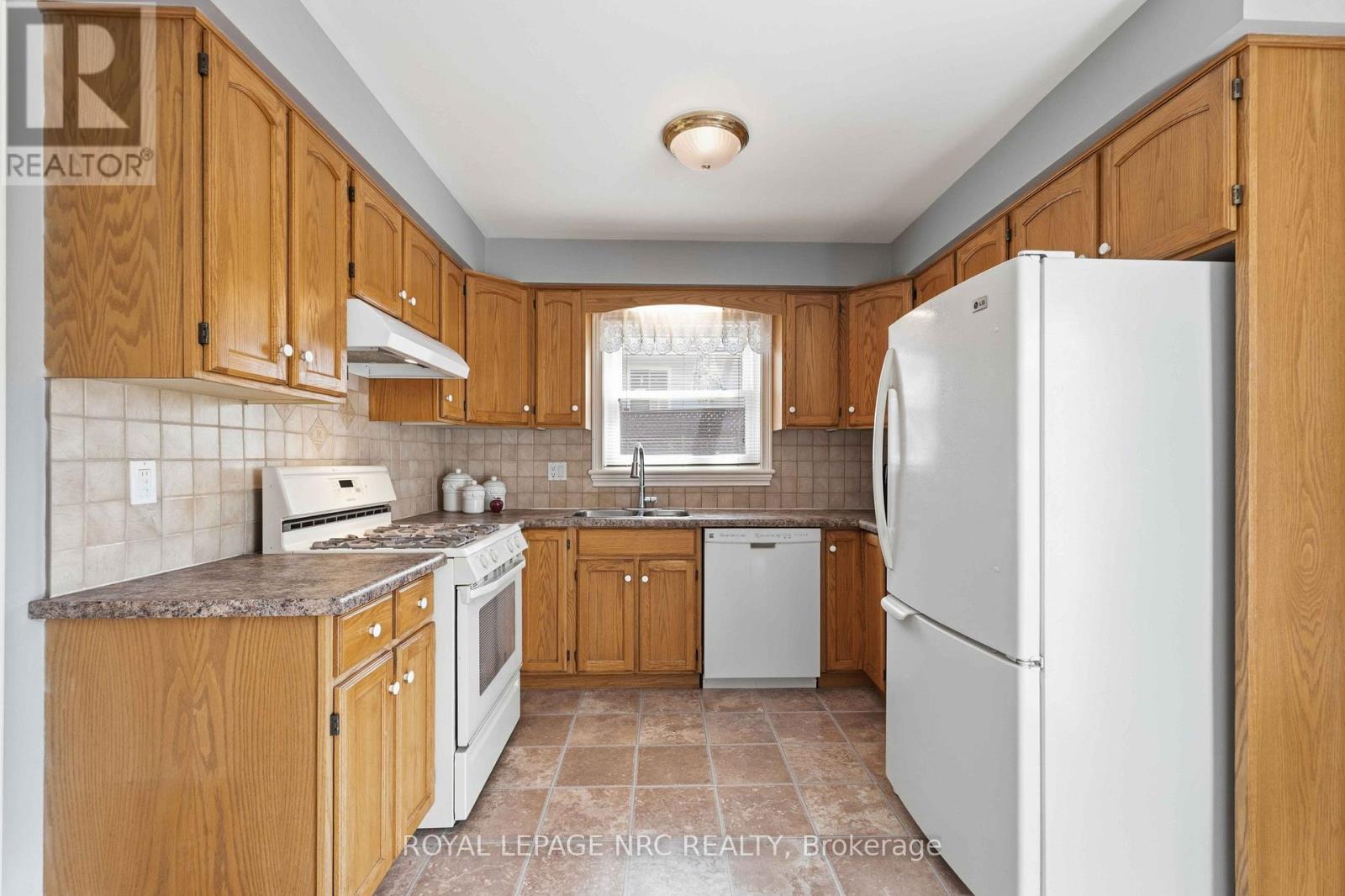80 Melissa Crescent, Welland, Ontario  L3C 6N9 - Photo 12 - X13112354