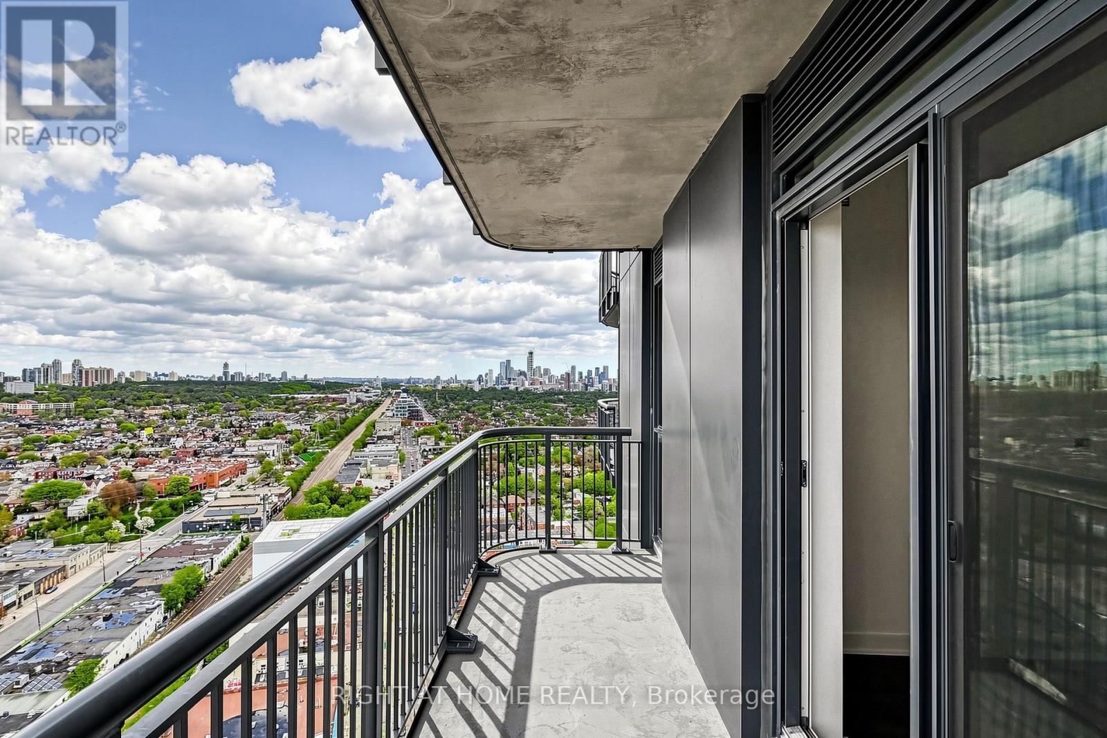 2306 - 1185 Dupont Street, Toronto, Ontario  M6H 0G5 - Photo 18 - W13103790