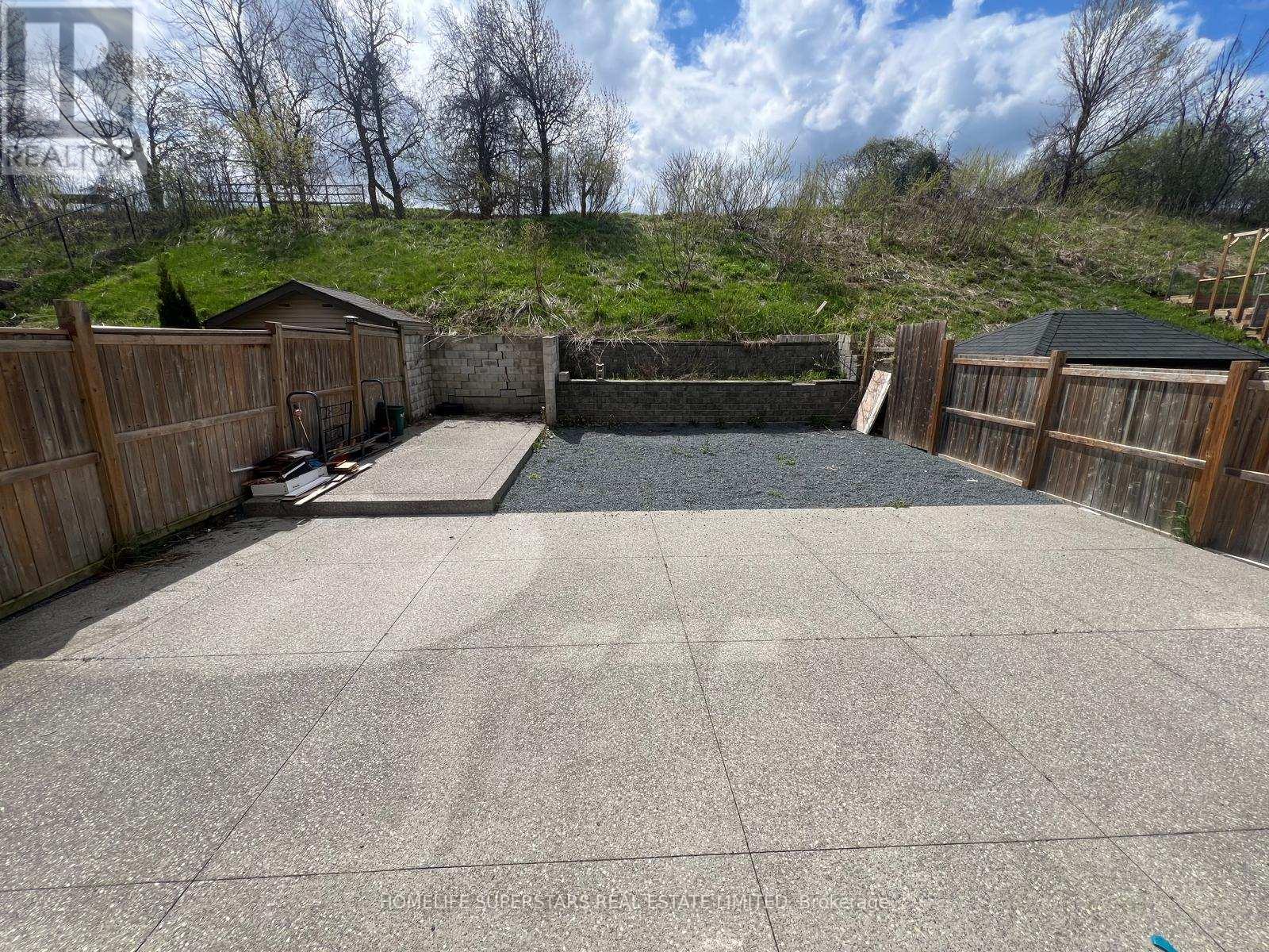 246 Gravel Ridge Trail, Kitchener, Ontario  N2E 0B8 - Photo 18 - X13112050