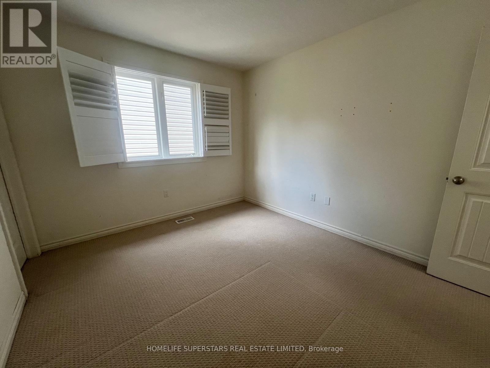 246 Gravel Ridge Trail, Kitchener, Ontario  N2E 0B8 - Photo 3 - X13112050
