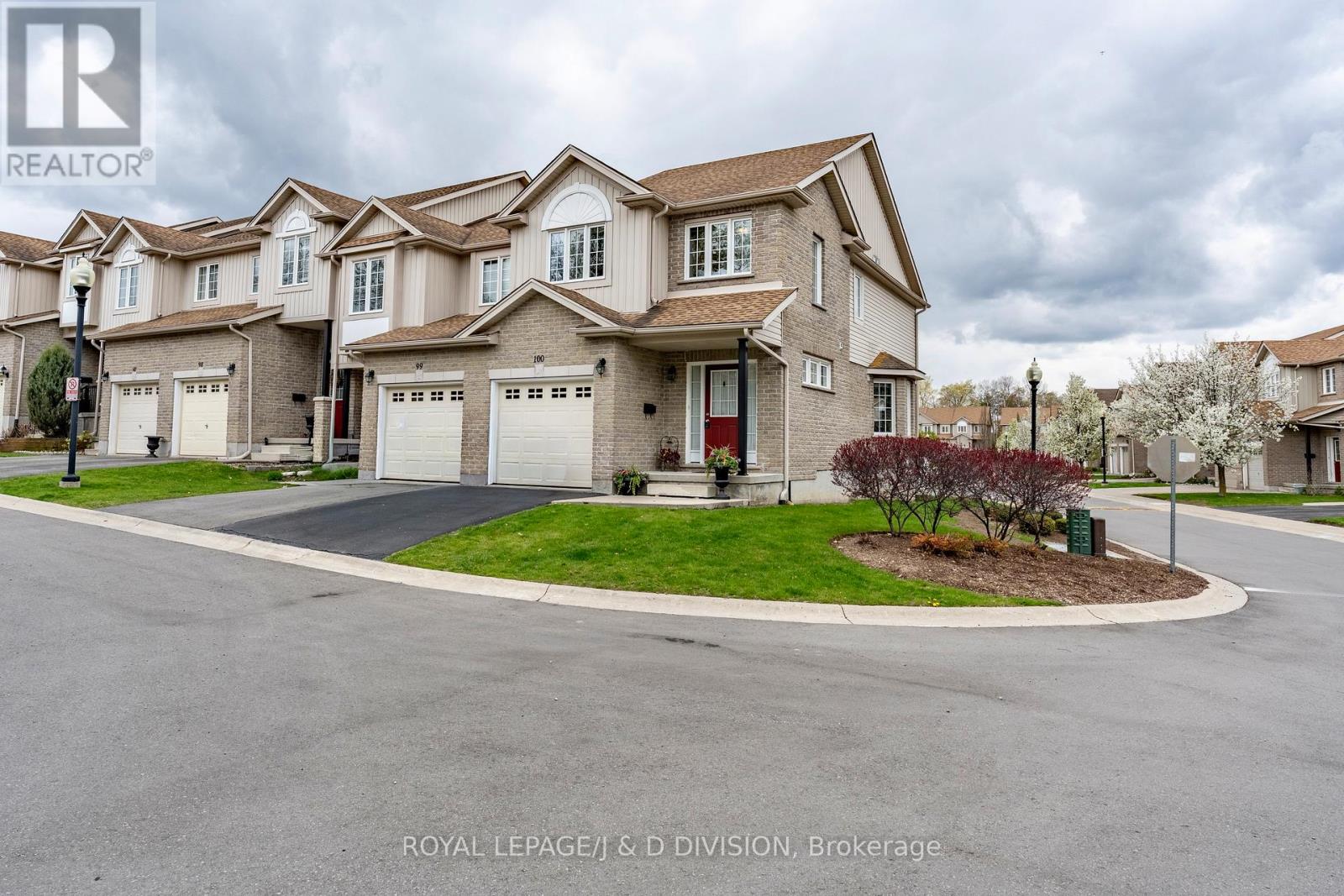 100 - 105 PINNACLE DRIVE, Kitchener, Ontario