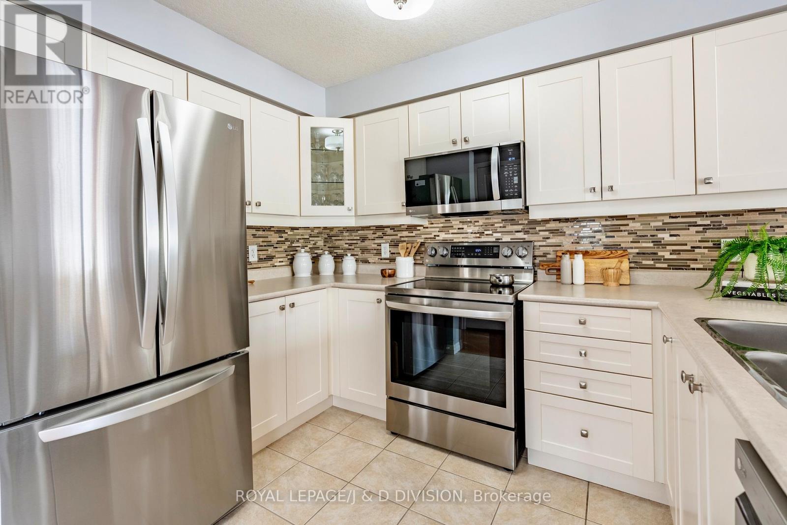 100 - 105 Pinnacle Drive, Kitchener, Ontario  N2P 1B8 - Photo 10 - X13112188