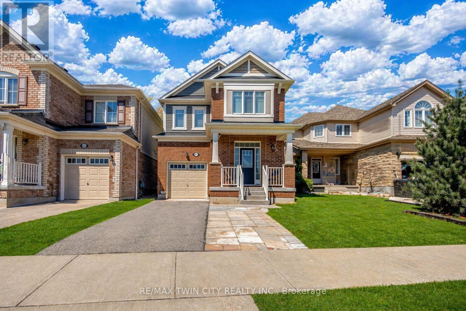 661 Doon South Drive, Kitchener, Ontario  N2P 0H5 - Photo 1 - X13112210