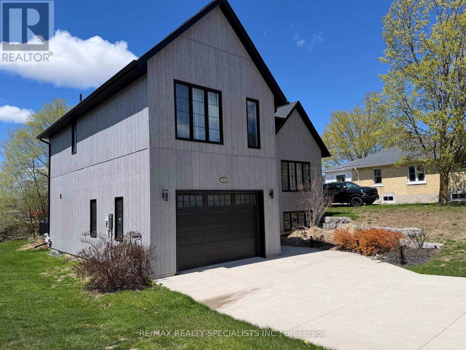 1076 7TH AVENUE, Hanover, Ontario