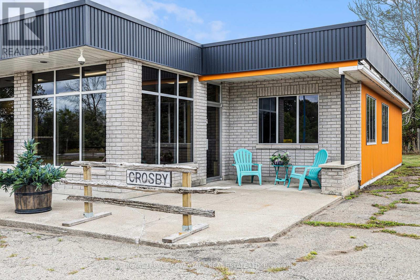 3719 Highway 15 Highway N, Rideau Lakes, Ontario  K0G 1E0 - Photo 3 - X12368263