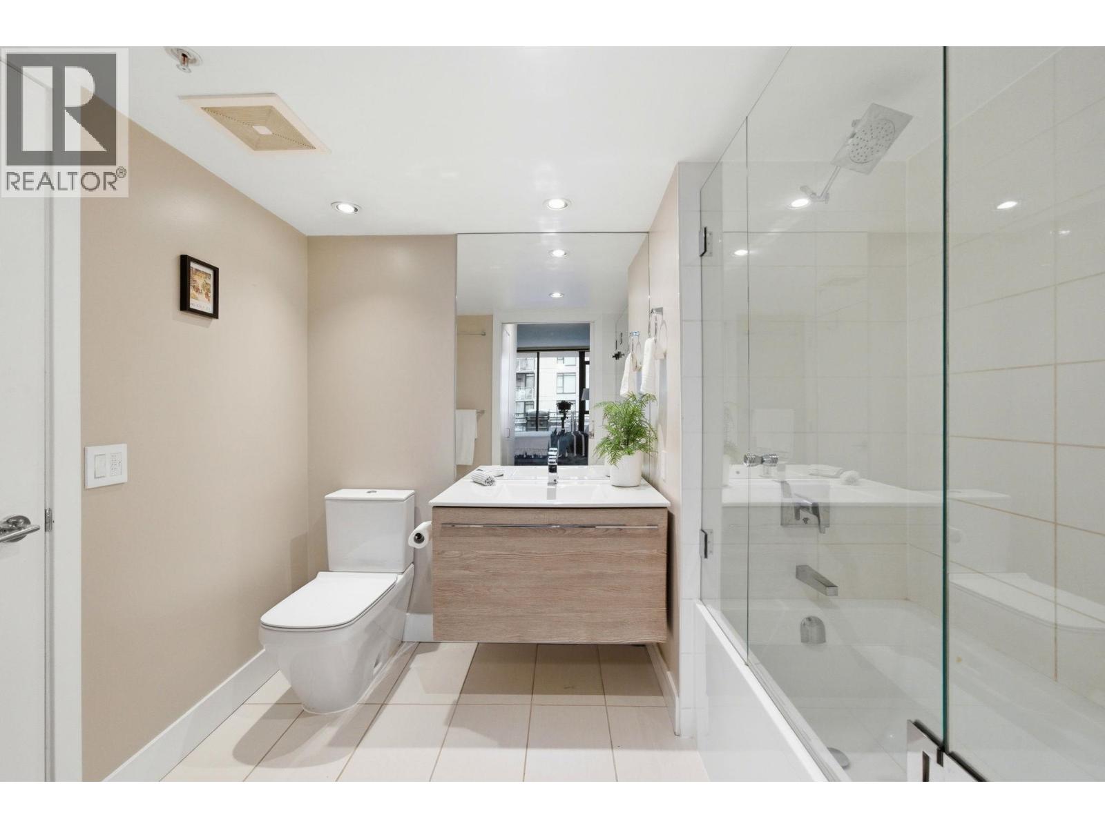 405 155 W 1st Street, North Vancouver, British Columbia  V7M 3N8 - Photo 18 - R3121899