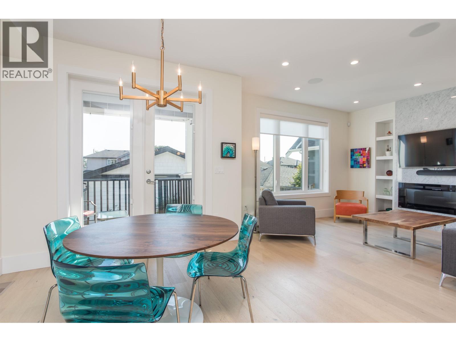 341 E 13th Street, North Vancouver, British Columbia  V7L 2L8 - Photo 14 - R3121908