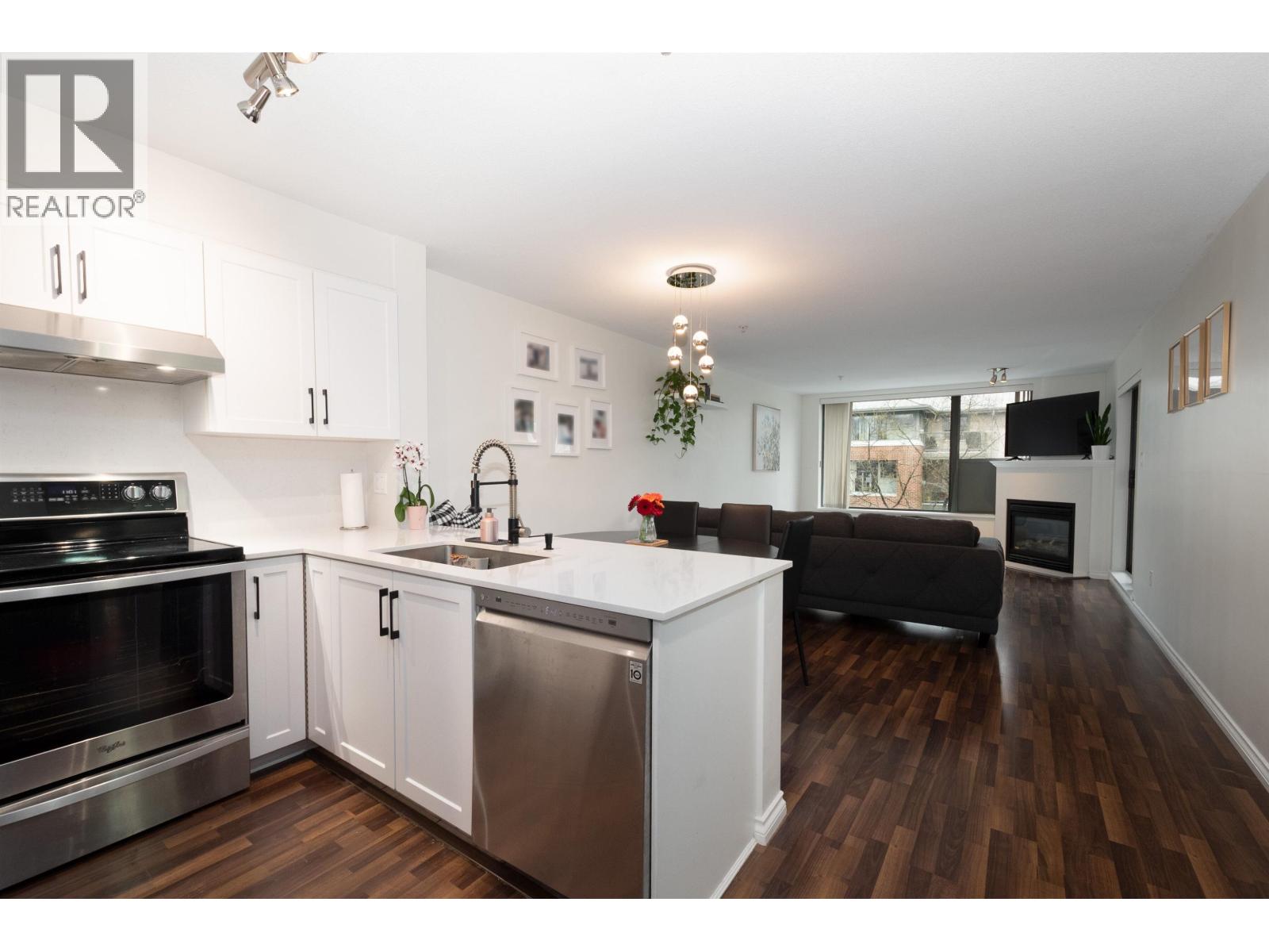 314 225 Newport Drive, Port Moody, British Columbia  V3H 5C9 - Photo 4 - R3121916