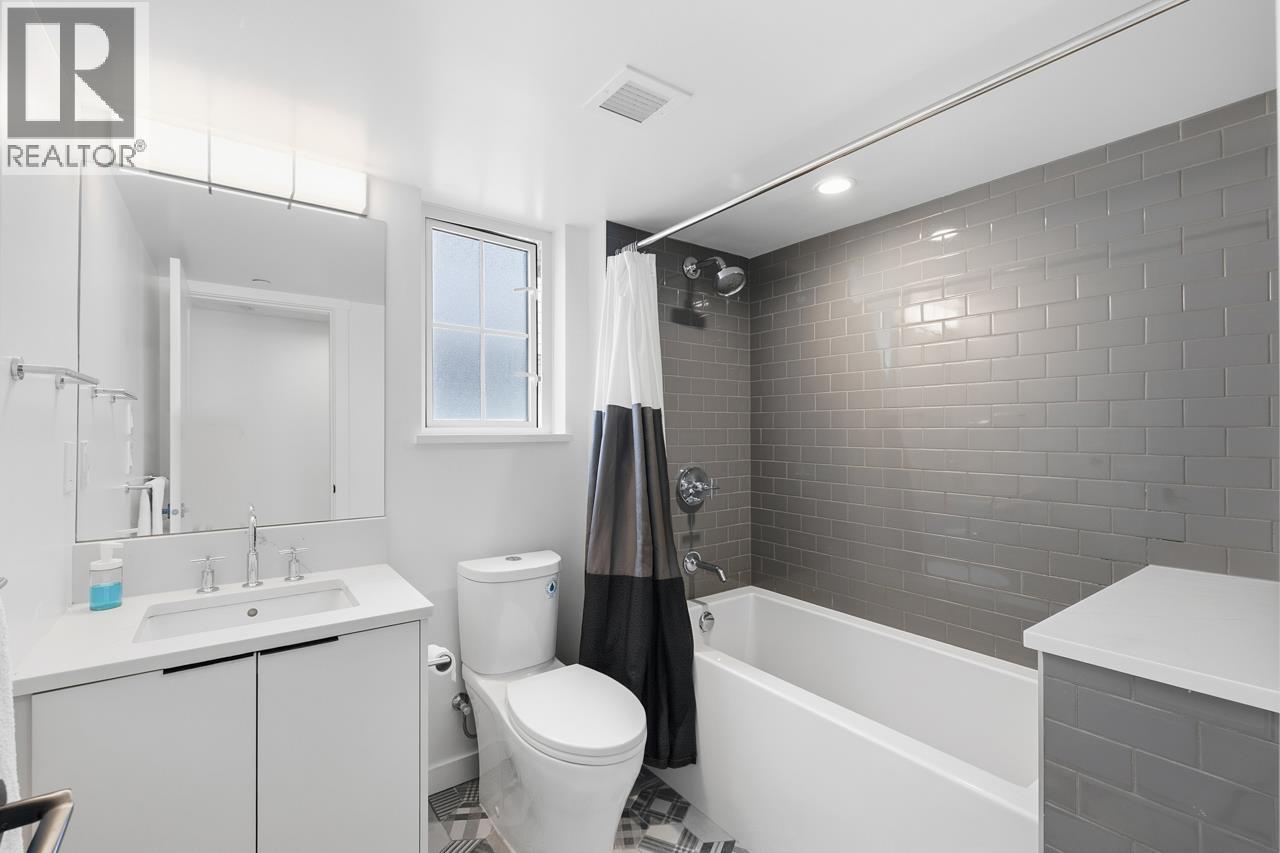 13 237 Ridgeway Avenue, North Vancouver, British Columbia  V7L 0H6 - Photo 20 - R3121917
