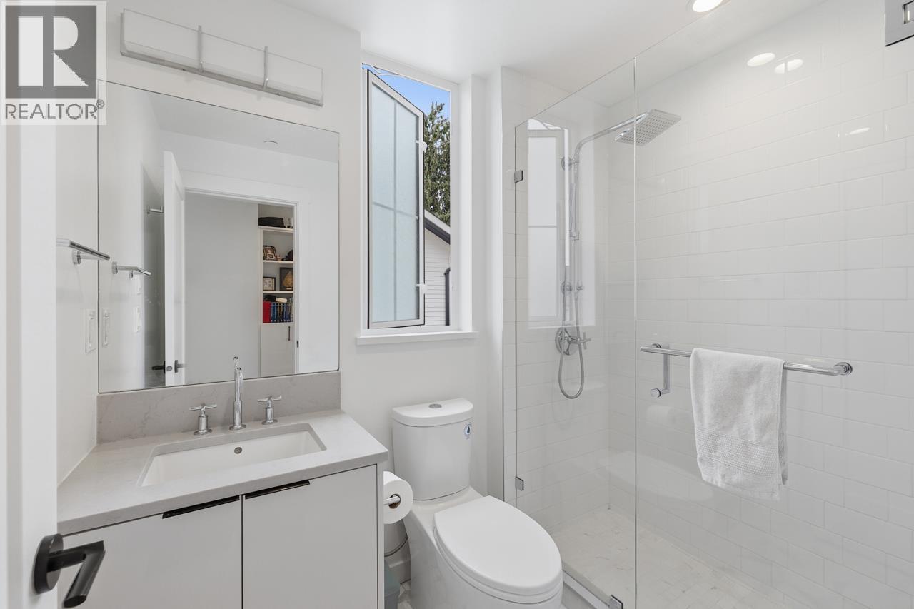 13 237 Ridgeway Avenue, North Vancouver, British Columbia  V7L 0H6 - Photo 30 - R3121917