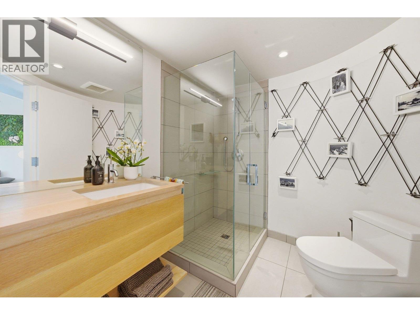 1702 120 W 2nd Street, North Vancouver, British Columbia  V7M 1C3 - Photo 23 - R3121932