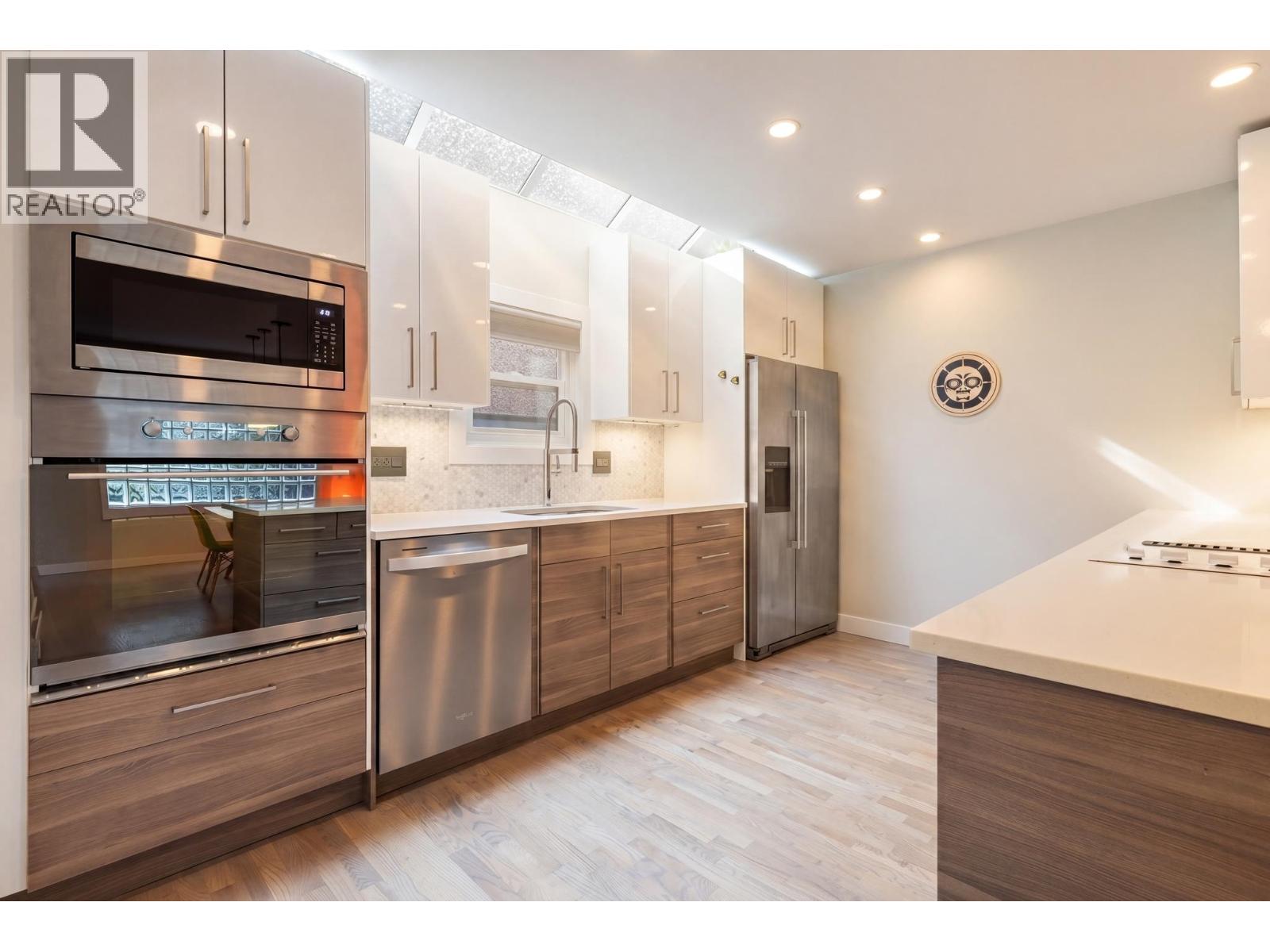 3542 W 2nd Avenue, Vancouver, British Columbia  V6R 1J4 - Photo 10 - R3121933