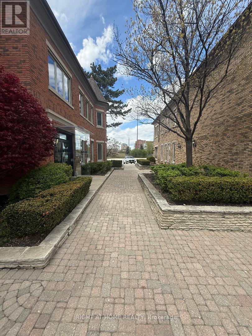 Upper - 4304 Village Centre Court, Mississauga, Ontario  L4Z 1S2 - Photo 3 - W13107858