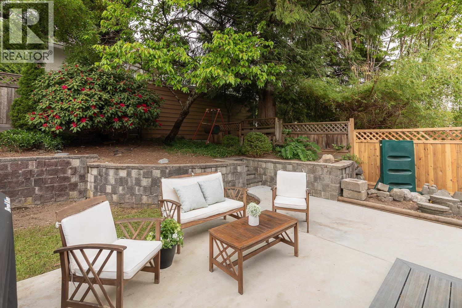 8029 Westlake Street, Burnaby, British Columbia V5A 2A9 - Photo 15 - R3121950
