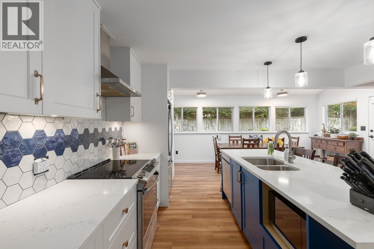8029 Westlake Street, Burnaby, British Columbia V5A 2A9 - Photo 16 - R3121950