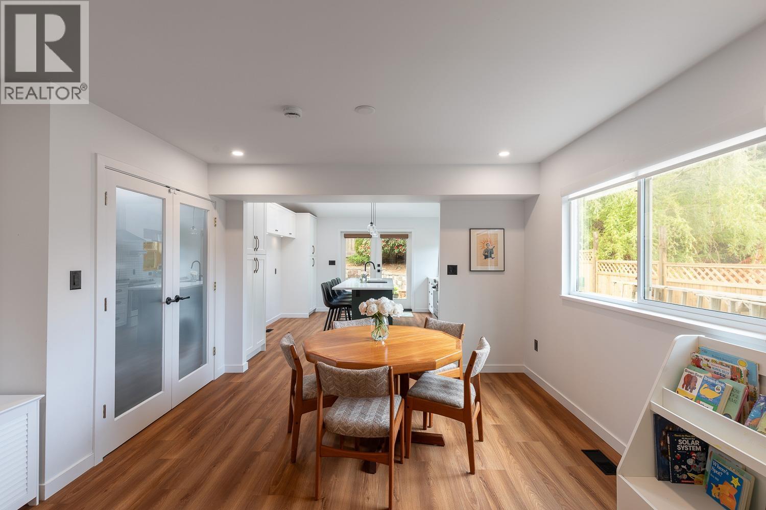8029 Westlake Street, Burnaby, British Columbia V5A 2A9 - Photo 6 - R3121950