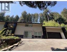 Garden level-285 RABBIT LANE, West Vancouver, British Columbia