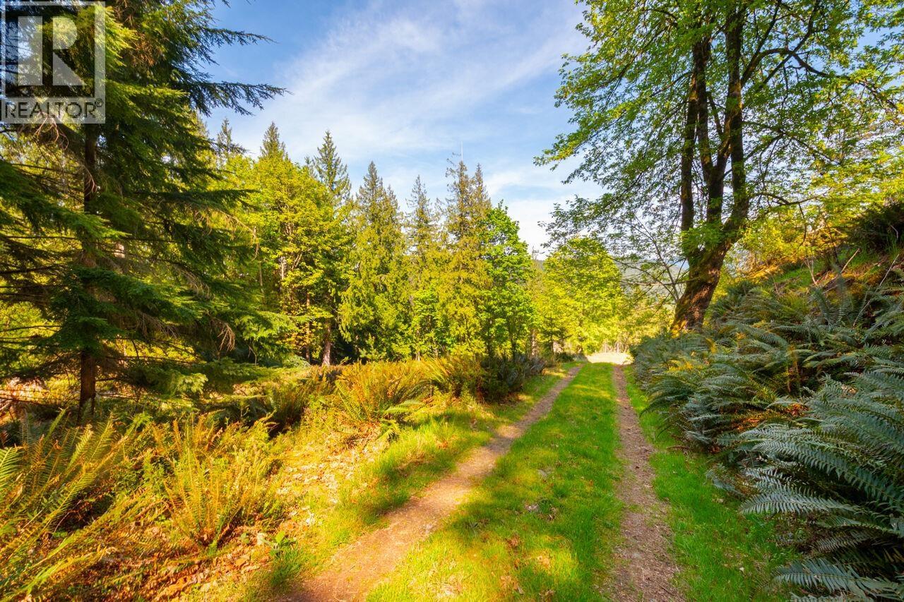 Lot B Hiker's Trail, Bowen Island, British Columbia  V0N 1G2 - Photo 4 - R3121652