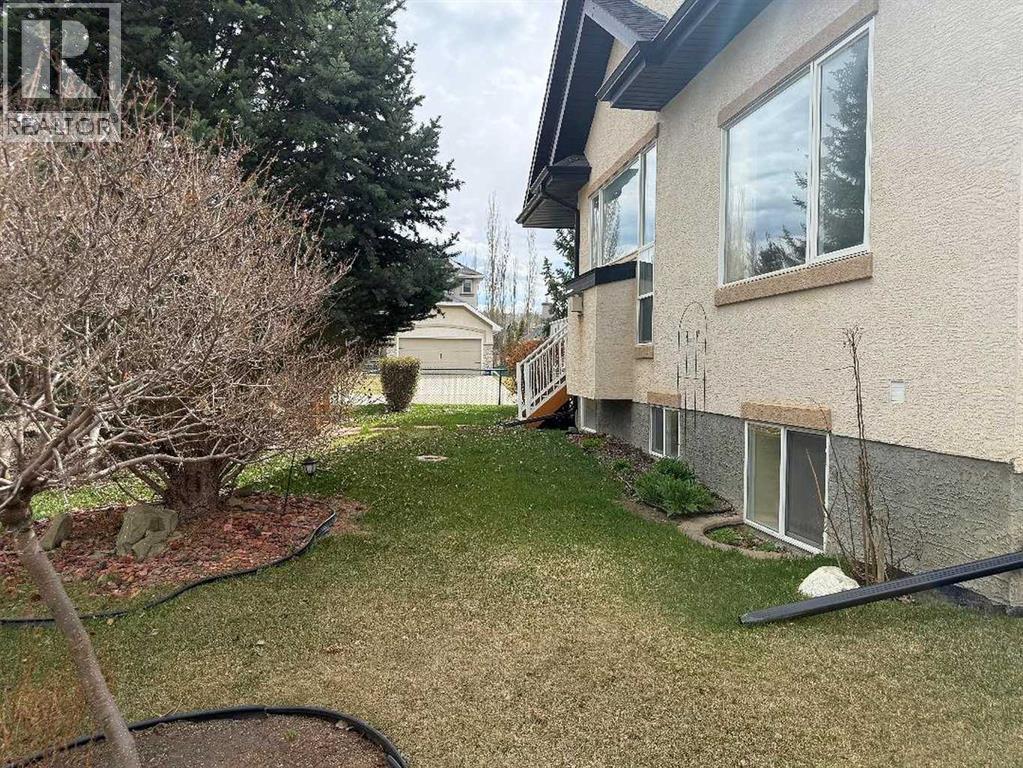 157 Valley Creek Place Nw, Calgary, Alberta  T3B 5V1 - Photo 42 - A2296480