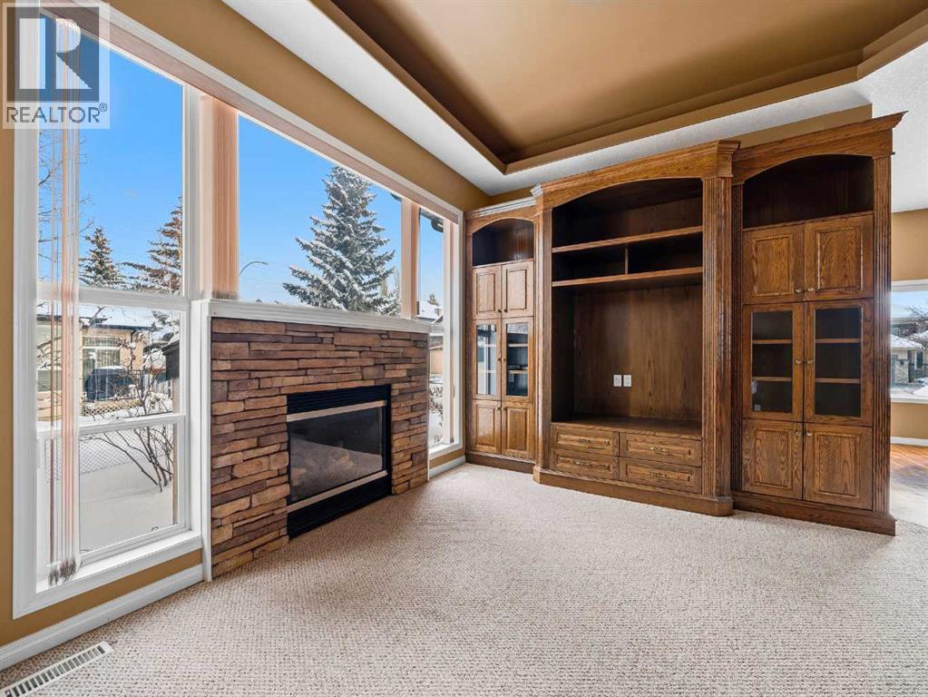 157 Valley Creek Place Nw, Calgary, Alberta  T3B 5V1 - Photo 12 - A2296480