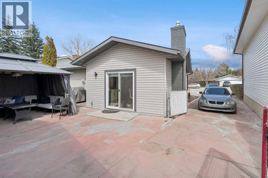 691 Brookpark Drive SW, Calgary, Alberta  T2W 2X2 - Photo 31 - A2306714