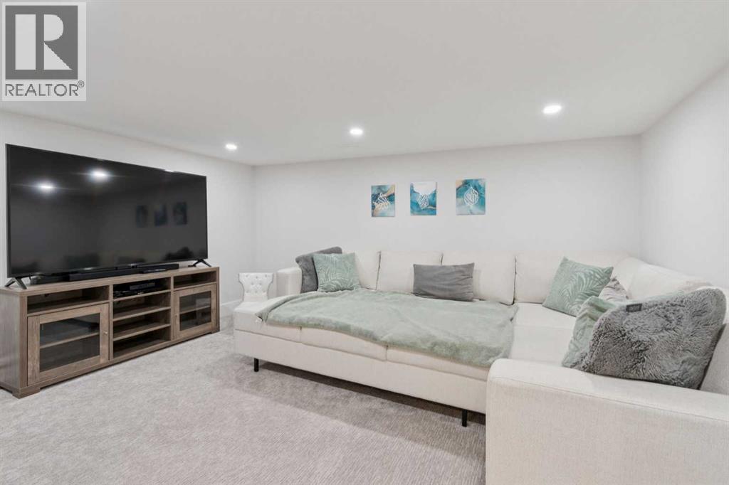 691 Brookpark Drive SW, Calgary, Alberta  T2W 2X2 - Photo 24 - A2306714