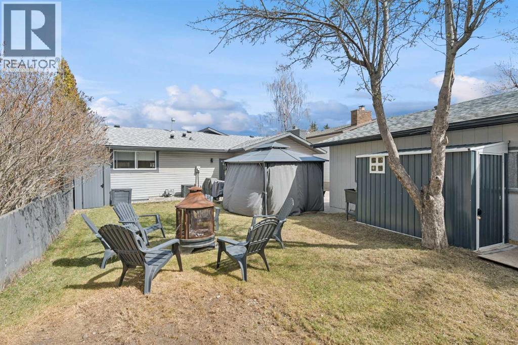 691 Brookpark Drive SW, Calgary, Alberta  T2W 2X2 - Photo 33 - A2306714