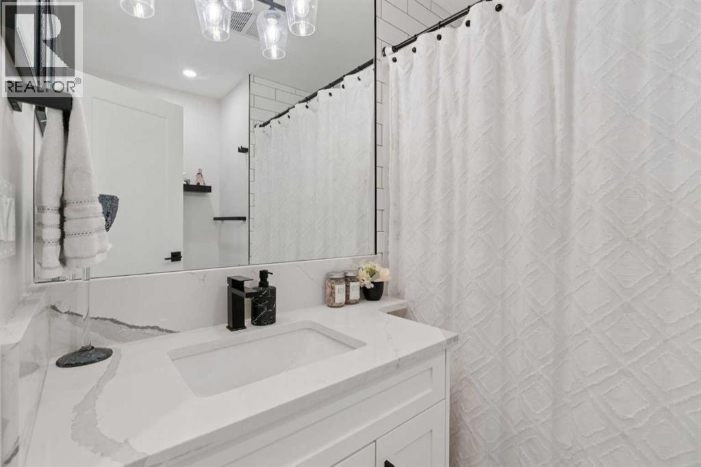 691 Brookpark Drive SW, Calgary, Alberta  T2W 2X2 - Photo 15 - A2306714