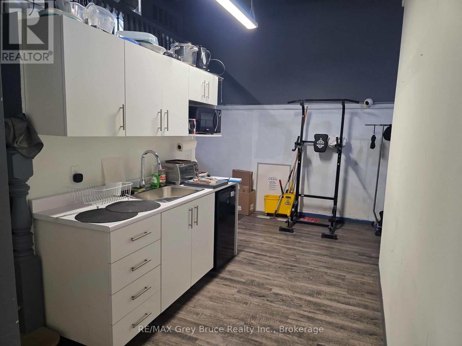 910 2nd Avenue E, Owen Sound, Ontario  N4K 1N5 - Photo 12 - X13112436