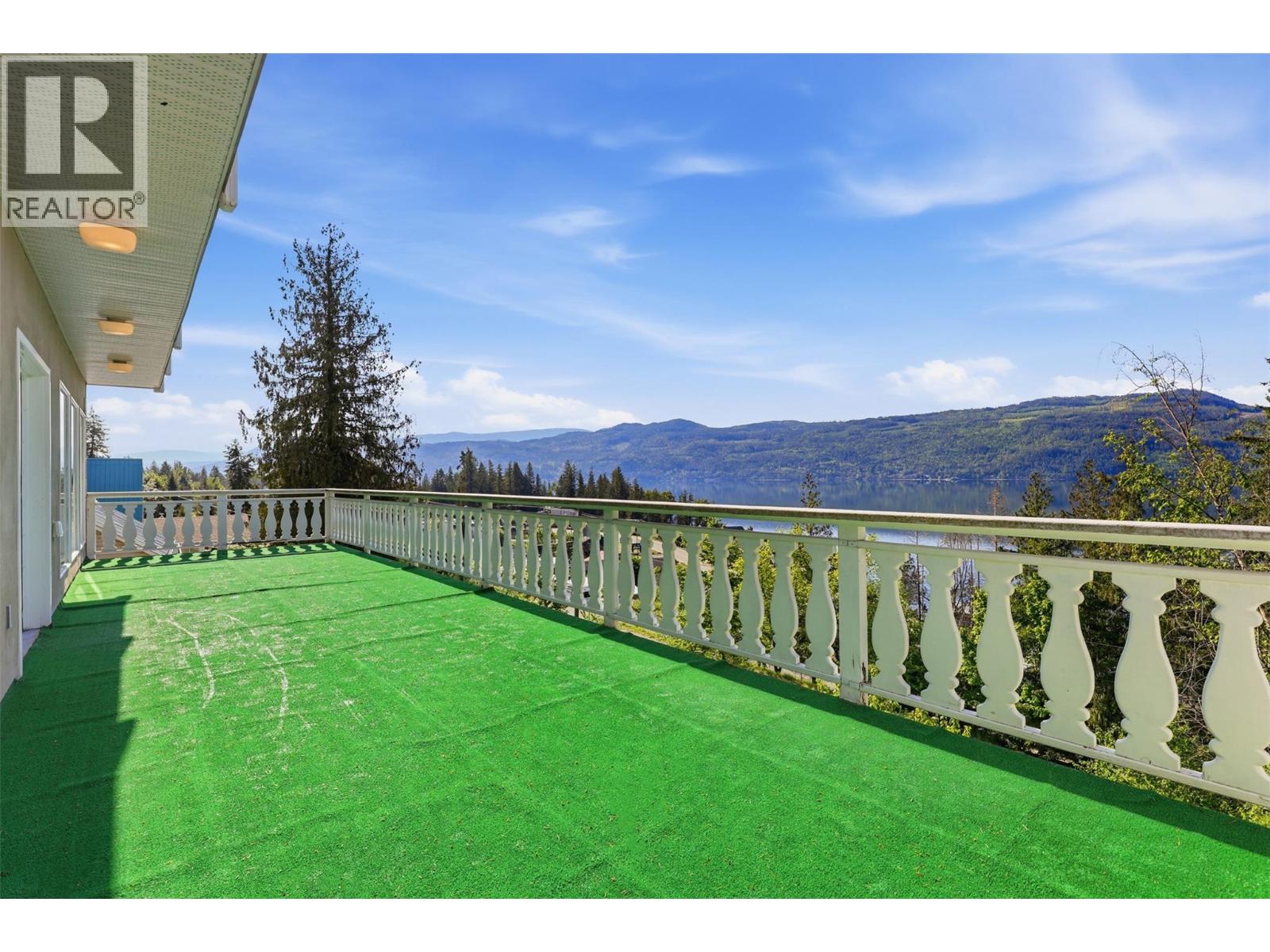 5245 Chasey Road, Celista, British Columbia  V0E 1M6 - Photo 26 - 10386810