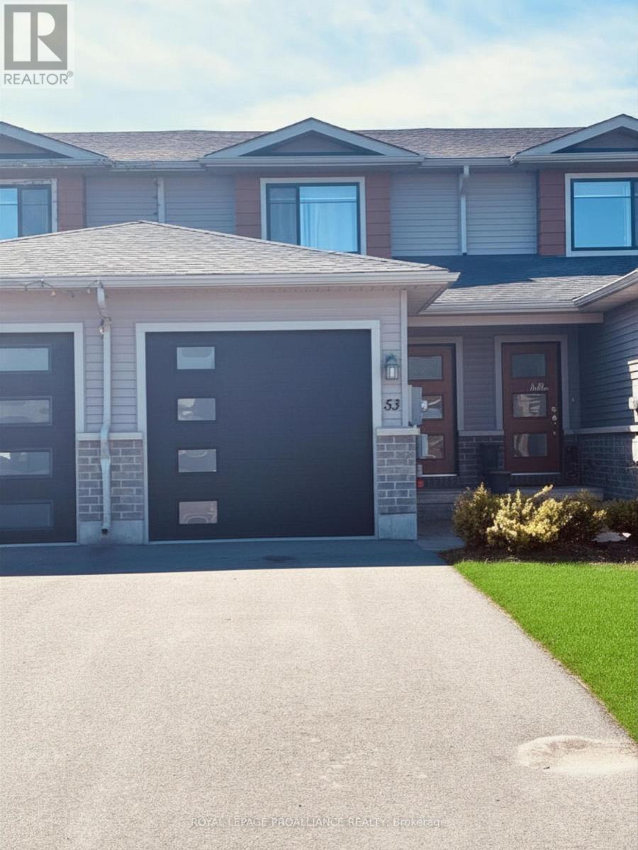 53 Ridgeway Place, Belleville, Ontario  K8P 5G3 - Photo 2 - X13112364