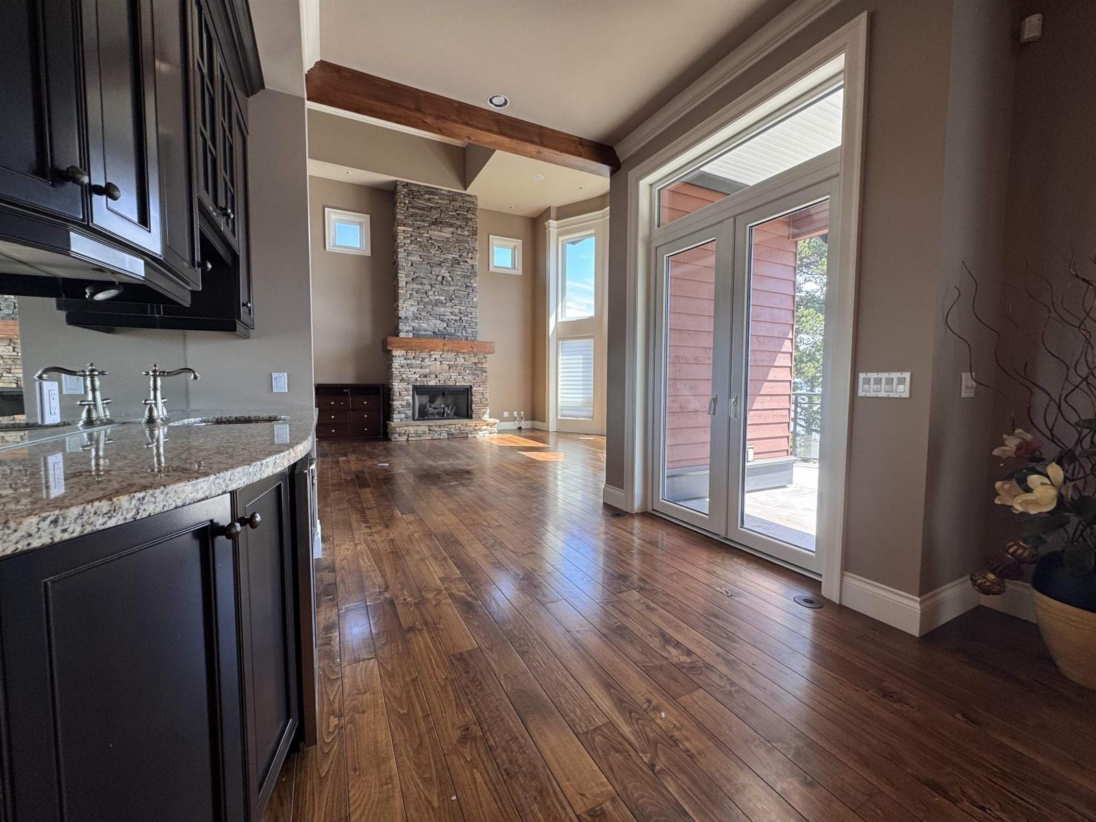 13136 Marine Drive, Surrey, British Columbia  V4A 1E7 - Photo 4 - R3122006