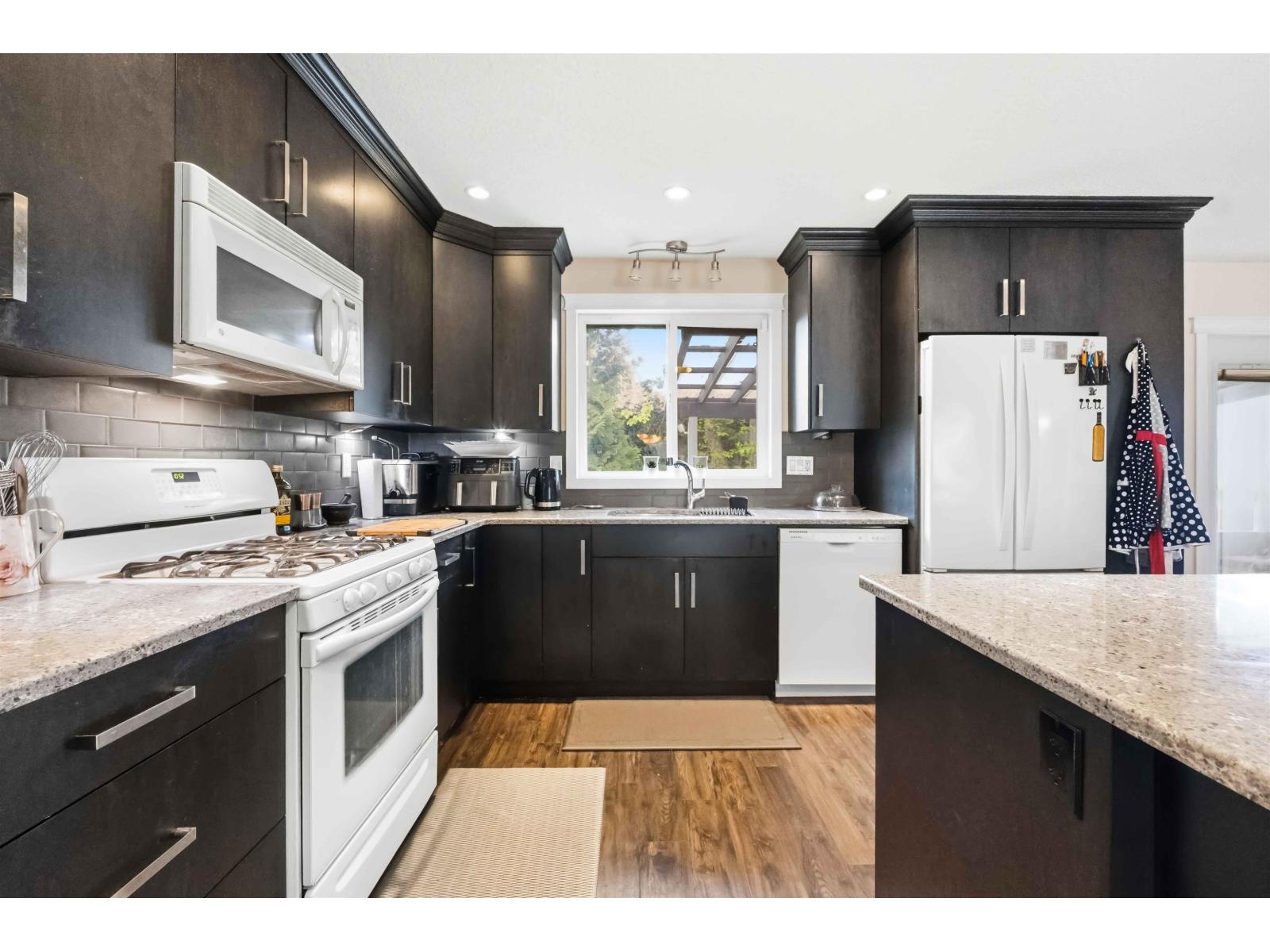 4618 207a Street, Langley, British Columbia  V3A 5N3 - Photo 10 - R3121984