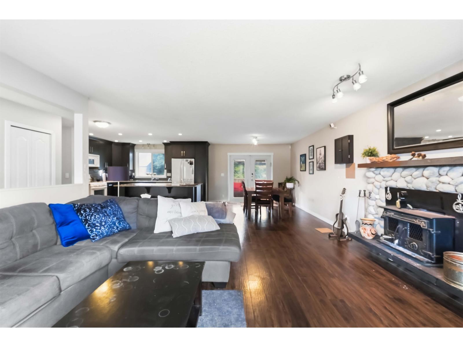 4618 207a Street, Langley, British Columbia  V3A 5N3 - Photo 4 - R3121984