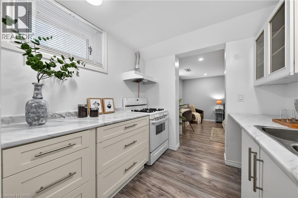 1177 Westerdam Road, Mississauga, Ontario  L4Y 2H3 - Photo 35 - 40827470