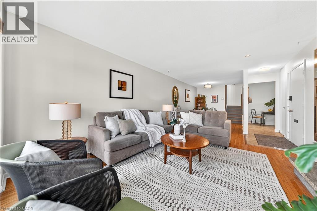 1177 Westerdam Road, Mississauga, Ontario  L4Y 2H3 - Photo 6 - 40827470