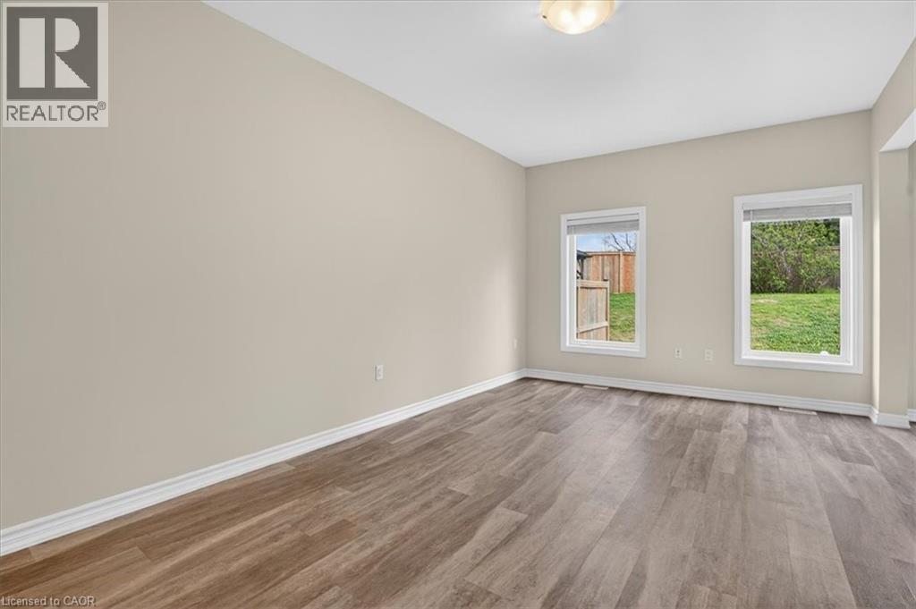 324 Equestrian Way Unit# 16, Cambridge, Ontario  N2E 0E2 - Photo 17 - 40825704