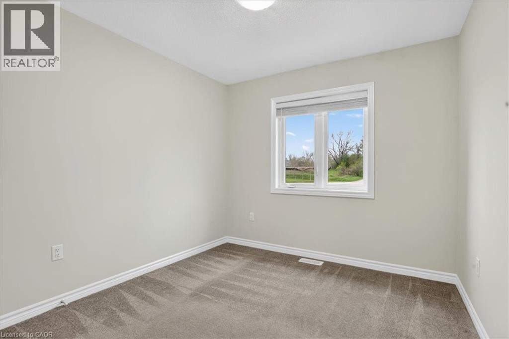324 Equestrian Way Unit# 16, Cambridge, Ontario  N2E 0E2 - Photo 39 - 40825704