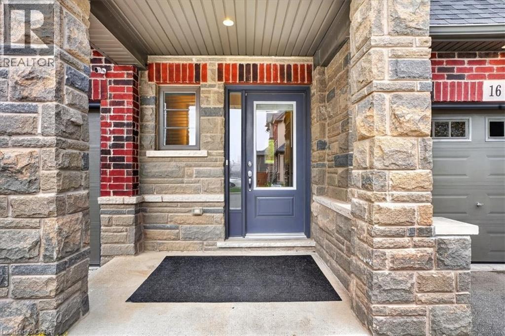 324 Equestrian Way Unit# 16, Cambridge, Ontario  N2E 0E2 - Photo 4 - 40825704