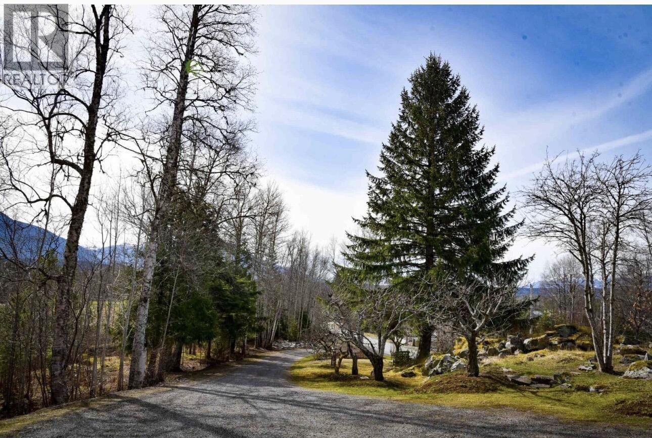 2670 Thornhill Street, Terrace, British Columbia V8G 4Z7 - Photo 6 - R3110864