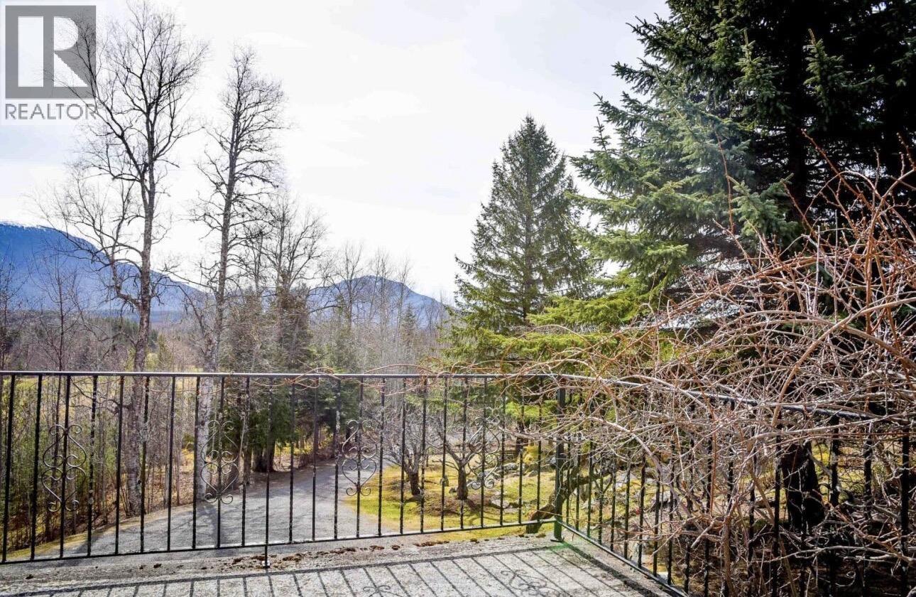 2670 Thornhill Street, Terrace, British Columbia V8G 4Z7 - Photo 5 - R3110864