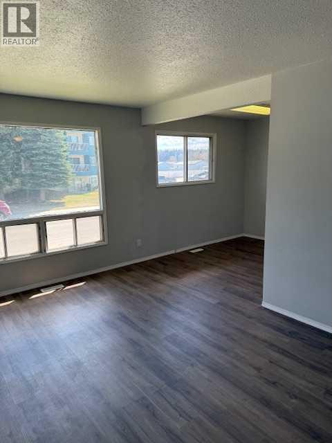 3817 55 Avenue, Whitecourt, Alberta  T7S 1C7 - Photo 3 - A2309566