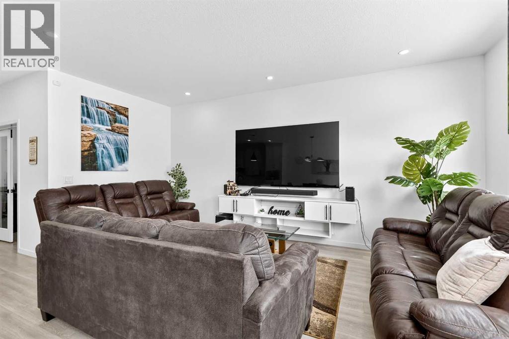 41 Copperhead Road Se, Calgary, Alberta  T2Z 5H1 - Photo 9 - A2301656