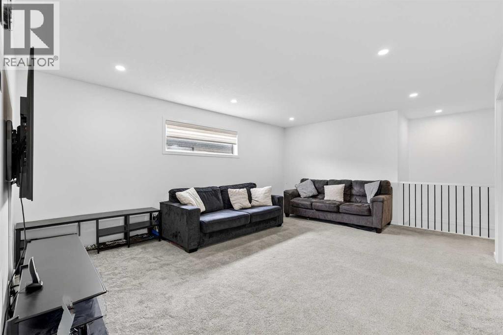 41 Copperhead Road Se, Calgary, Alberta  T2Z 5H1 - Photo 35 - A2301656