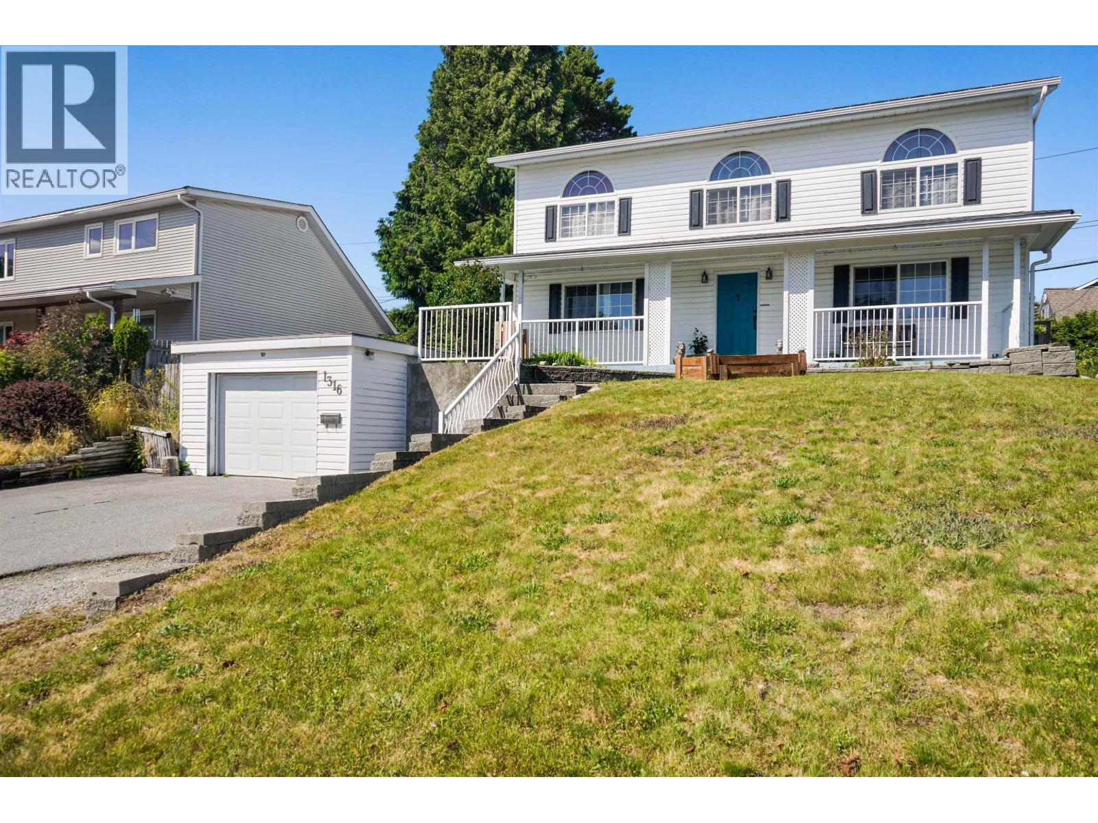 1316 Albatross Avenue, Kitimat, British Columbia  V8C 1P8 - Photo 1 - R3121971
