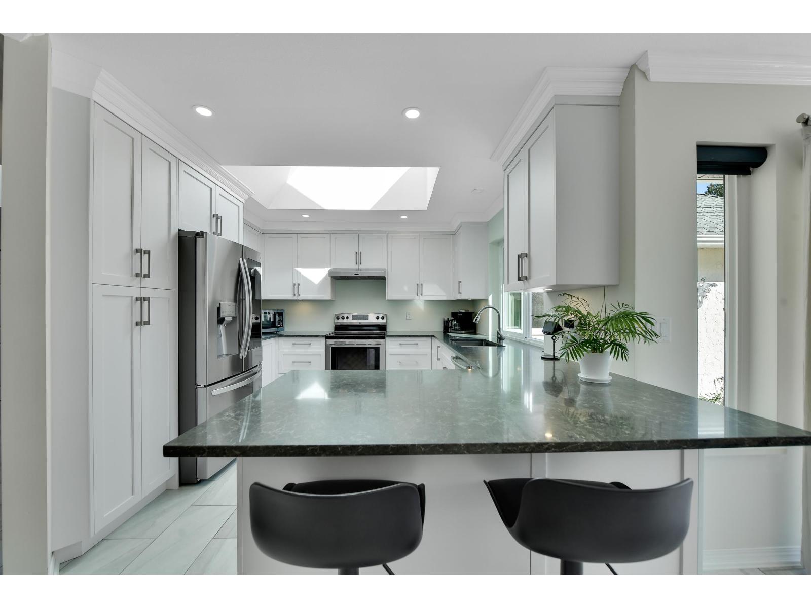 4870 209a Street, Langley, British Columbia  V3A 8A1 - Photo 11 - R3098288