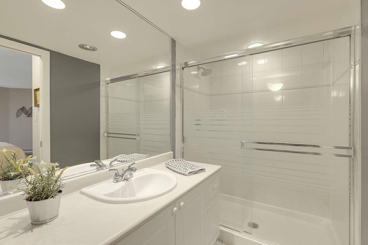 208 1576 Merklin Street, White Rock, British Columbia  V4B 4K2 - Photo 20 - R3099489