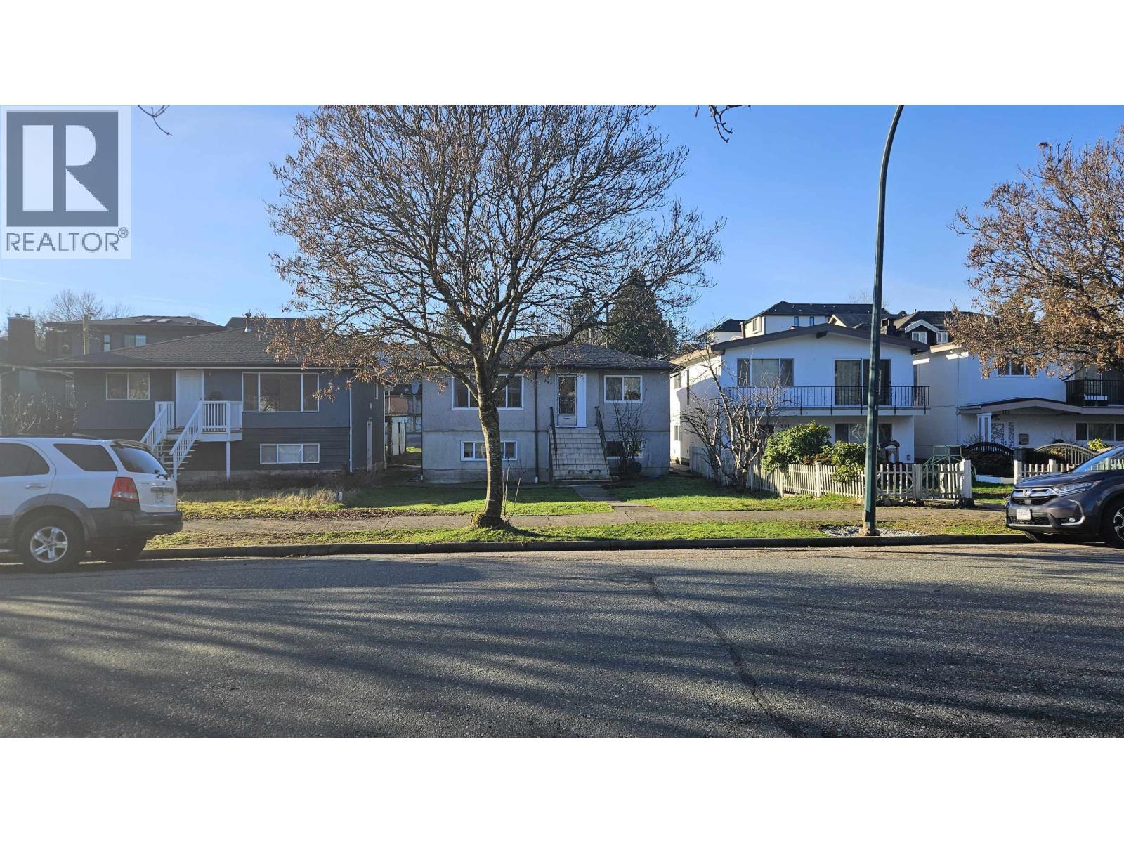 543 Rupert Street, Vancouver, British Columbia  V5K 4K6 - Photo 3 - R3121897