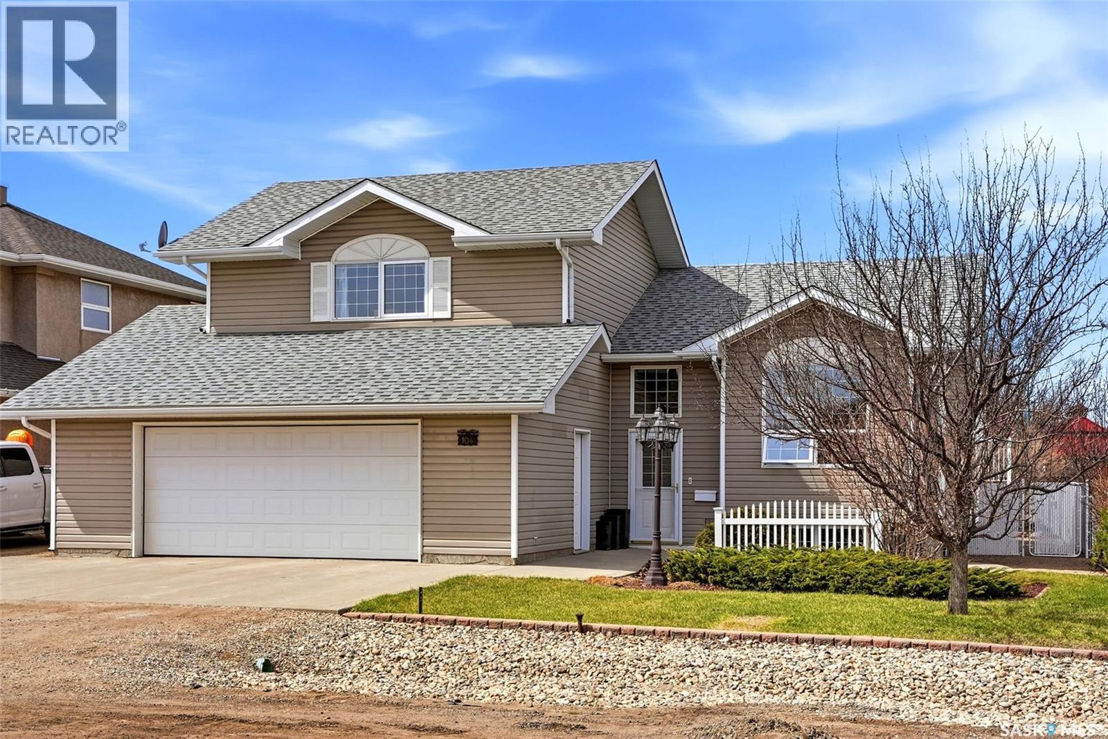 104 Park Street, Grand Coulee, Saskatchewan  S4M 0A3 - Photo 2 - SK035605